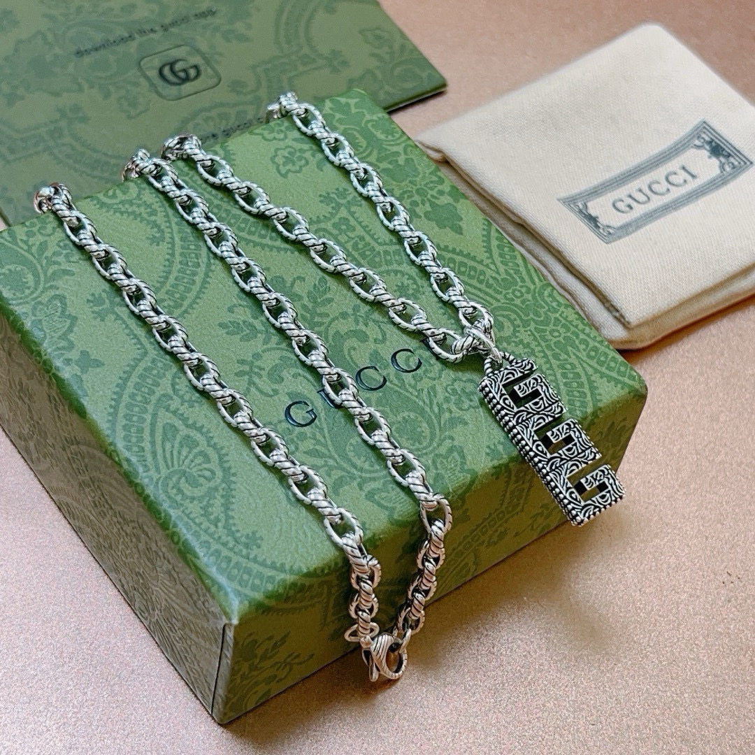 GUCCI necklace