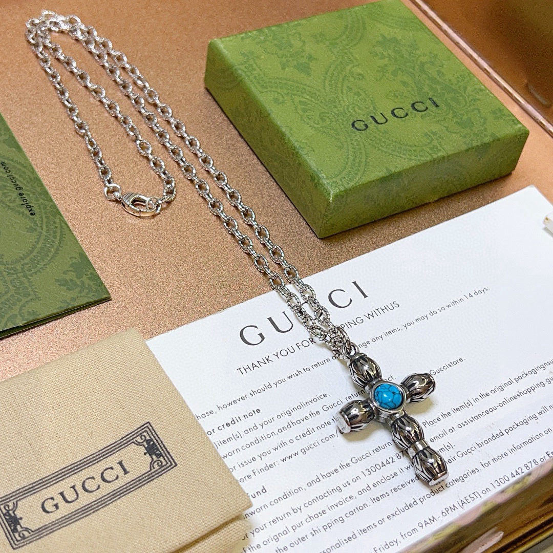 GUCCI necklace