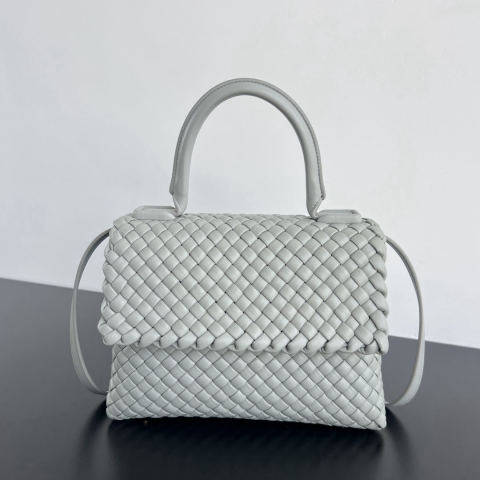 Bottega Veneta Fall/Winter Patti Top Handle Woven Flap Handbag