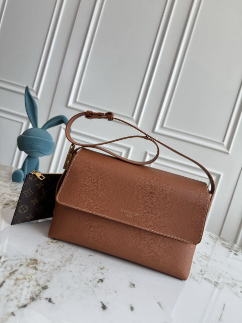 Low Key Messenger Bag