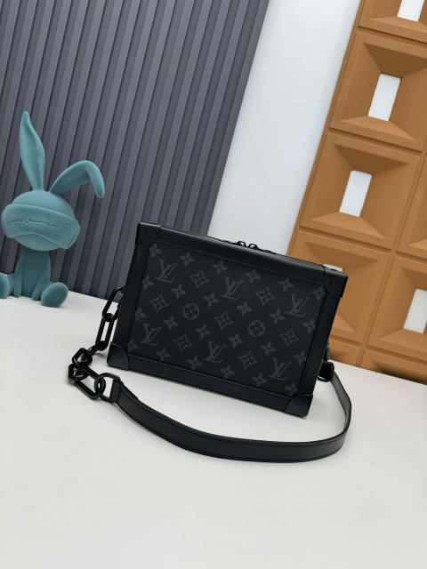 Soft Trunk Handbag