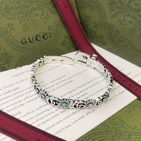 Gucci bracelet