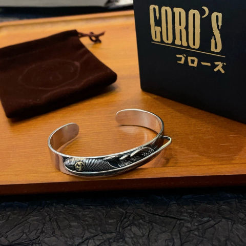 Goro's Gold-Plated Open Feather Bracelet